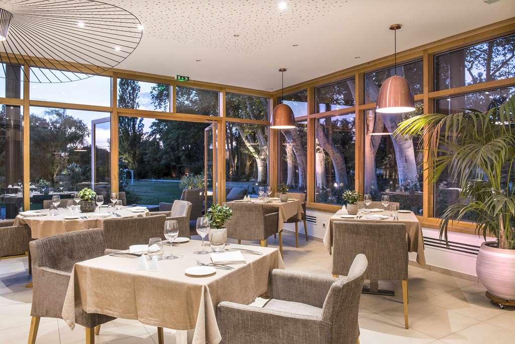 Chateau De Massillan Uchaux Restaurante foto